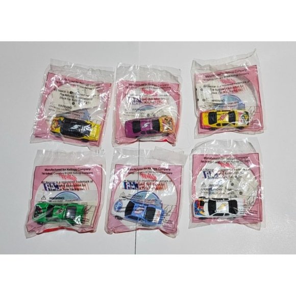 Vtg Lot of 6 1999 Kellogg's NASCAR Terry Labonte Pull N Go #5 Diecast 1:64 Cars - Picture 1 of 7
